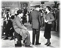 Clark Gable and Claudette Colbert in IT HAPPENED ONE NIGHT (1934)